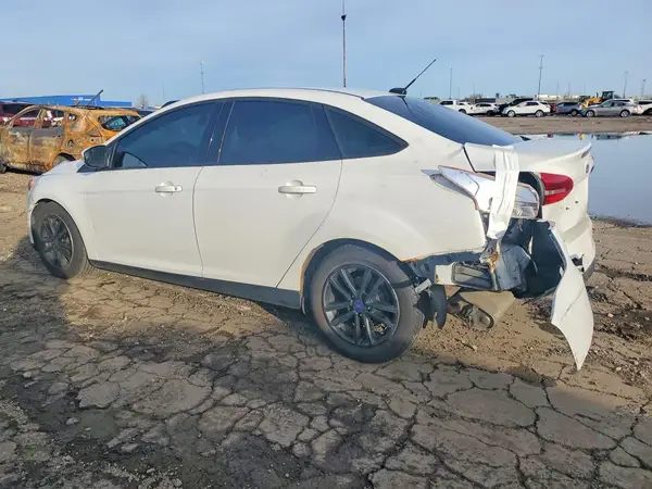 1FADP3F26GL389376 2016 FORD FOCUS - Image 2
