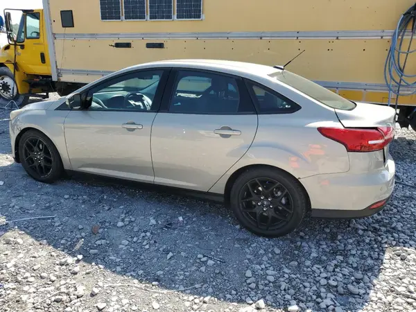 1FADP3F26GL398188 2016 FORD FOCUS - Image 2