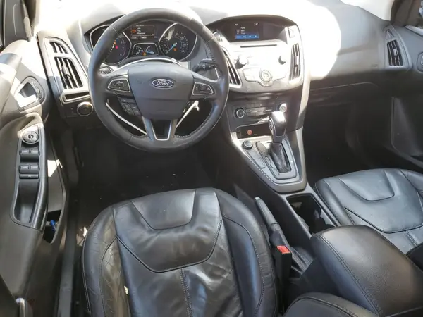 1FADP3F26GL398188 2016 FORD FOCUS - Image 8