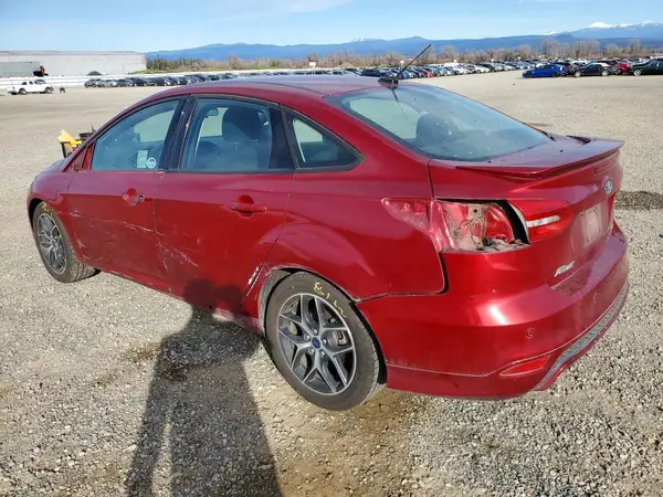 1FADP3F26GL399082 2016 FORD FOCUS - Image 2