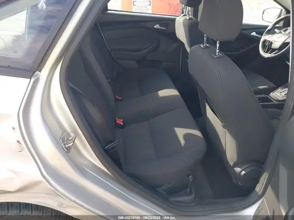 1FADP3F26GL399907 2016 FORD FOCUS - Image 8