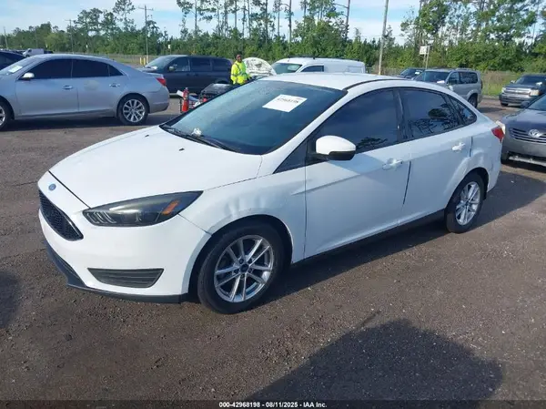 1FADP3F26HL204065 2017 FORD FOCUS - Image 2