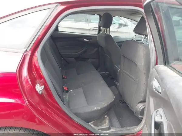 1FADP3F26HL204633 2017 FORD FOCUS - Image 8