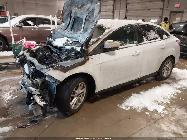1FADP3F26HL209024 2017 FORD FOCUS - Image 2