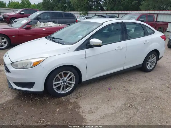 1FADP3F26HL223697 2017 FORD FOCUS - Image 2