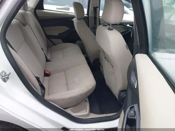 1FADP3F26HL242265 2017 FORD FOCUS - Image 8