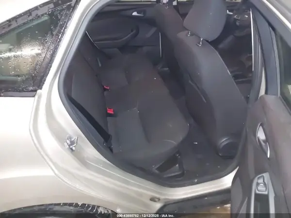 1FADP3F26HL259437 2017 FORD FOCUS - Image 8