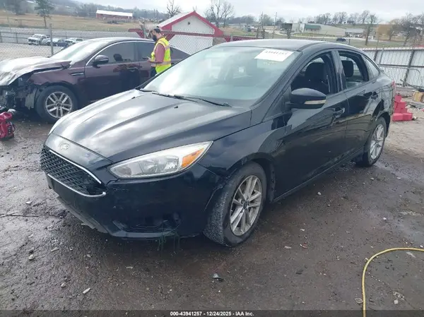 1FADP3F26HL264072 2017 FORD FOCUS - Image 2