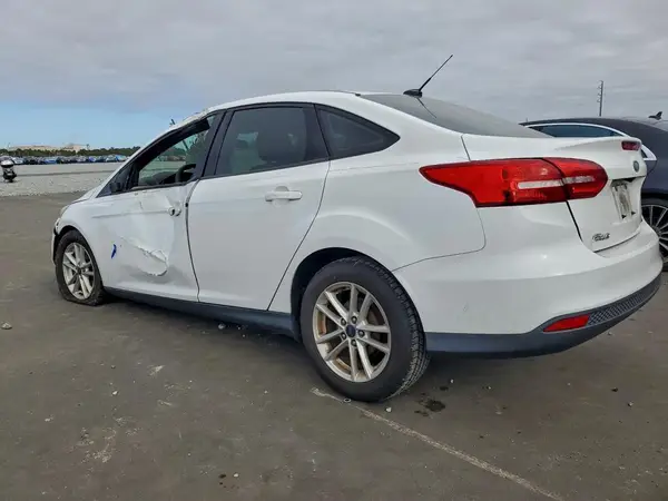 1FADP3F26HL266324 2017 FORD FOCUS - Image 2