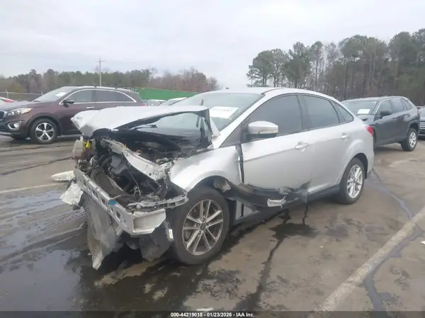 1FADP3F26HL271667 2017 FORD FOCUS - Image 2
