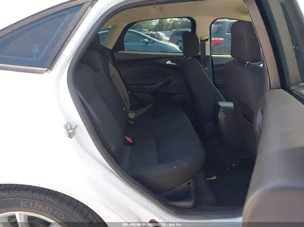 1FADP3F26HL285505 2017 FORD FOCUS - Image 8