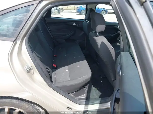 1FADP3F26HL300519 2017 FORD FOCUS - Image 8