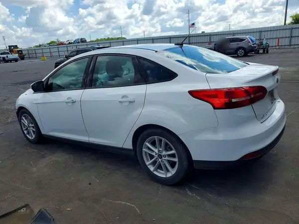 1FADP3F26HL304327 2017 FORD FOCUS - Image 2