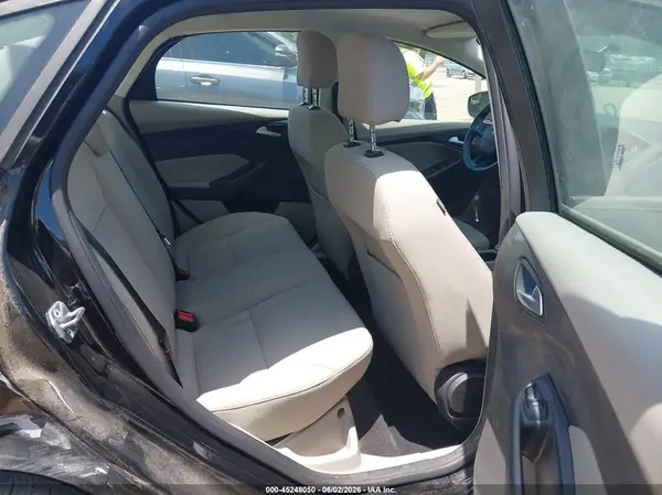 1FADP3F26HL305896 2017 FORD FOCUS - Image 8