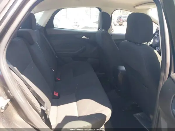 1FADP3F26HL308880 2017 FORD FOCUS - Image 8