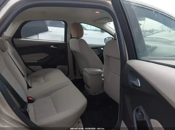 1FADP3F26HL312881 2017 FORD FOCUS - Image 8