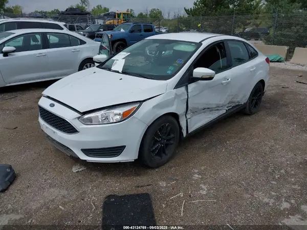 1FADP3F26HL315067 2017 FORD FOCUS - Image 2