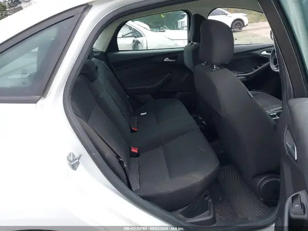 1FADP3F26HL315067 2017 FORD FOCUS - Image 8