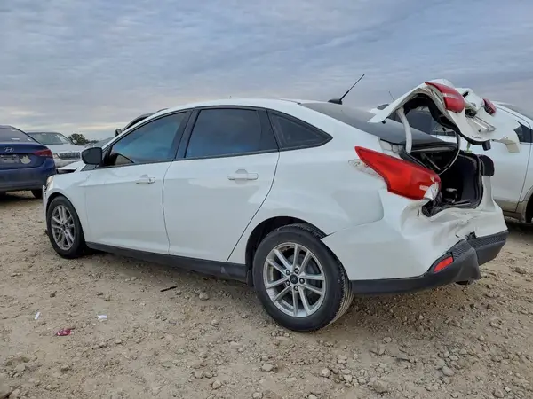 1FADP3F26HL328742 2017 FORD FOCUS - Image 2