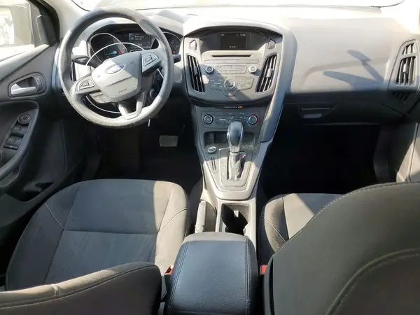 1FADP3F26HL339420 2017 FORD FOCUS - Image 8