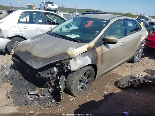 1FADP3F26JL211152 2018 FORD FOCUS - Image 2