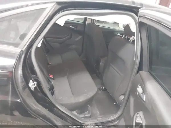 1FADP3F26JL211605 2018 FORD FOCUS - Image 8