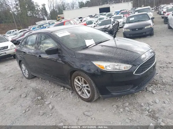 1FADP3F26JL214245 2018 FORD FOCUS - Image 1