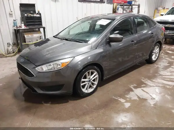 1FADP3F26JL231787 2018 FORD FOCUS - Image 2