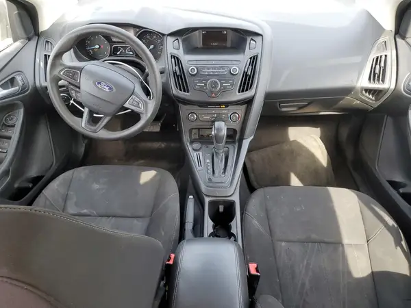 1FADP3F26JL239209 2018 FORD FOCUS - Image 8