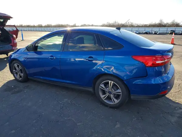 1FADP3F26JL241445 2018 FORD FOCUS - Image 2