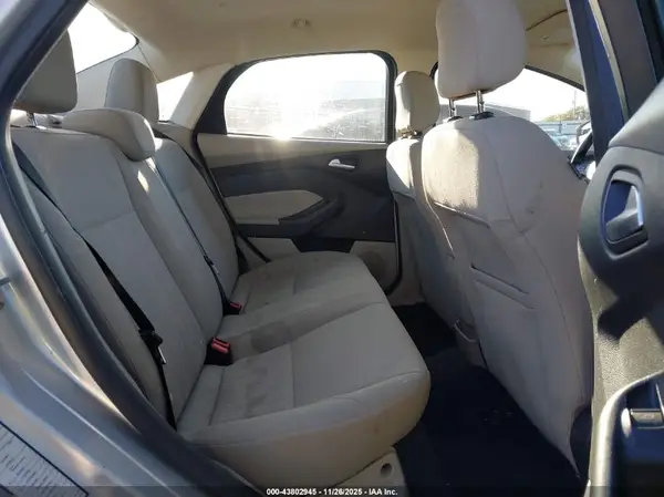 1FADP3F26JL241929 2018 FORD FOCUS - Image 8