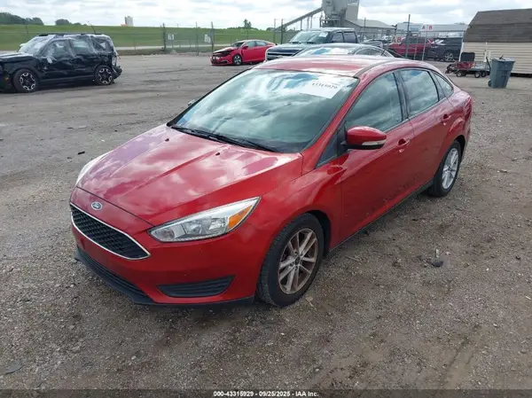 1FADP3F26JL246046 2018 FORD FOCUS - Image 2