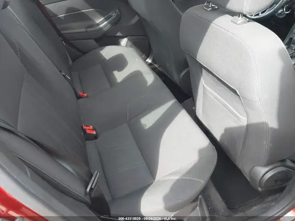 1FADP3F26JL246046 2018 FORD FOCUS - Image 8