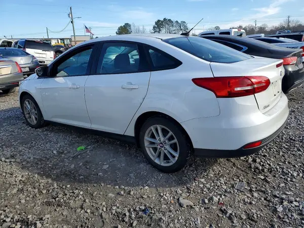1FADP3F26JL252932 2018 FORD FOCUS - Image 2
