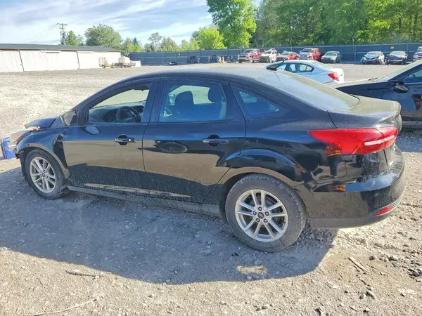 1FADP3F26JL266815 2018 FORD FOCUS - Image 2
