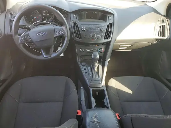 1FADP3F26JL266815 2018 FORD FOCUS - Image 8