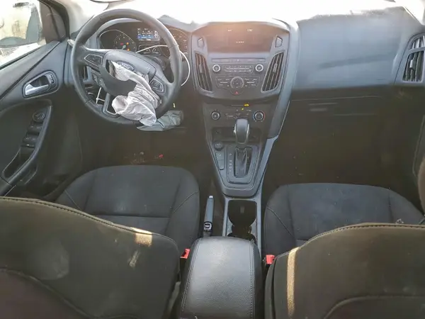 1FADP3F26JL267270 2018 FORD FOCUS - Image 8