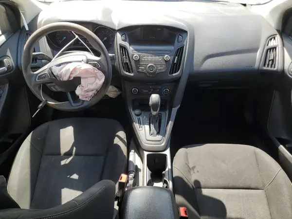 1FADP3F26JL272212 2018 FORD FOCUS - Image 8