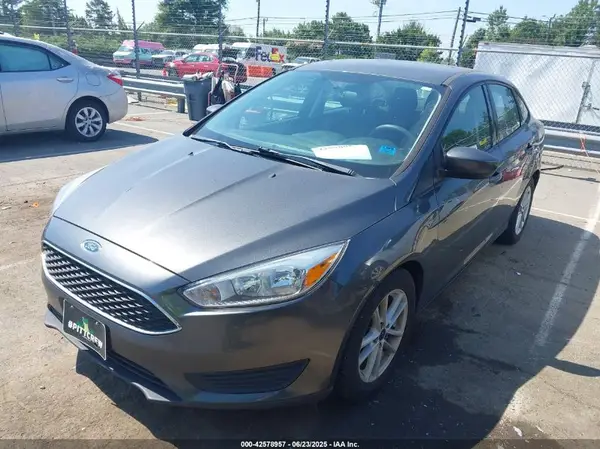 1FADP3F26JL276051 2018 FORD FOCUS - Image 2