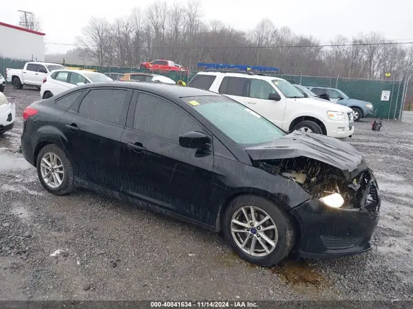 1FADP3F26JL286238 2018 FORD FOCUS - Image 1