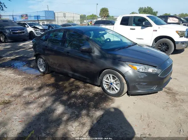 1FADP3F26JL286255 2018 FORD FOCUS - Image 1