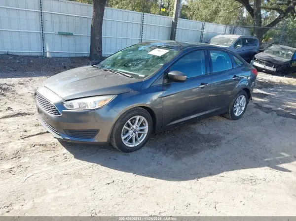 1FADP3F26JL286255 2018 FORD FOCUS - Image 2
