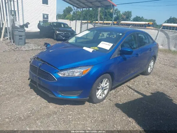1FADP3F26JL295666 2018 FORD FOCUS - Image 2