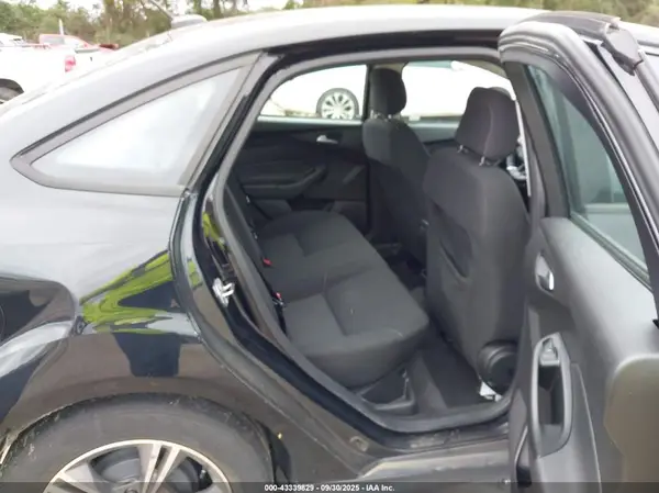 1FADP3F26JL311445 2018 FORD FOCUS - Image 8