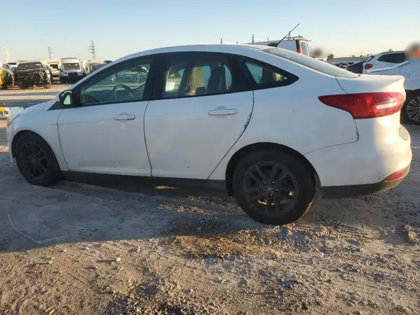 1FADP3F26JL315379 2018 FORD FOCUS - Image 2