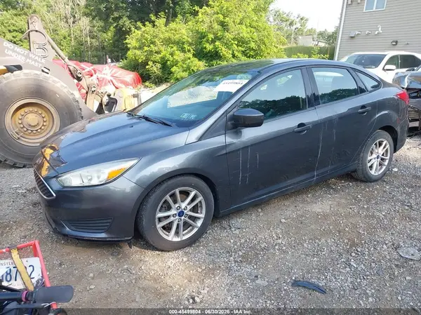 1FADP3F26JL315639 2018 FORD FOCUS - Image 2