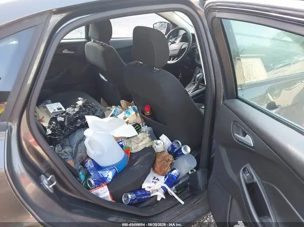 1FADP3F26JL315639 2018 FORD FOCUS - Image 8