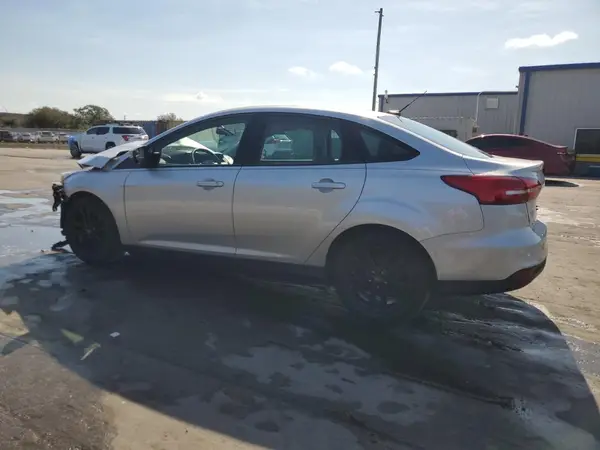 1FADP3F26JL318587 2018 FORD FOCUS - Image 2