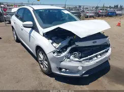 1FADP3F26JL327368 2018 FORD FOCUS