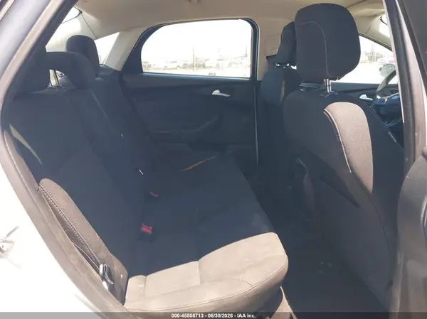 1FADP3F26JL327368 2018 FORD FOCUS - Image 8